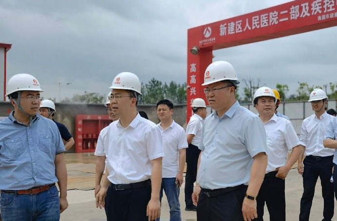 新建區(qū)委常委、常務(wù)副區(qū)長賈中強(qiáng)到新建區(qū)職業(yè)技術(shù)學(xué)校新校區(qū)建設(shè)項(xiàng)目、新建區(qū)人民醫(yī)院二部及疾控中心項(xiàng)目調(diào)研