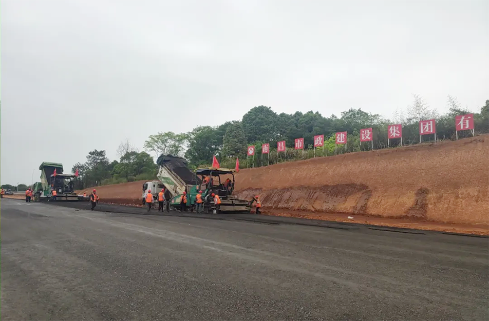 南昌云翔大道級配碎石施工啟動 | 安全質(zhì)量雙控推進路面結構新階段